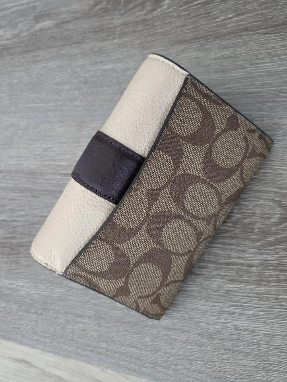 Coach NewYork Women's Leather Cream/ Brown wallet